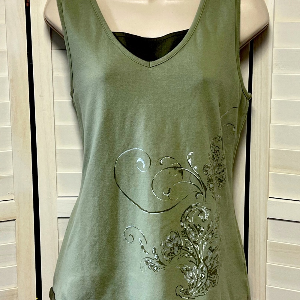 SJB Active wear. Size XL